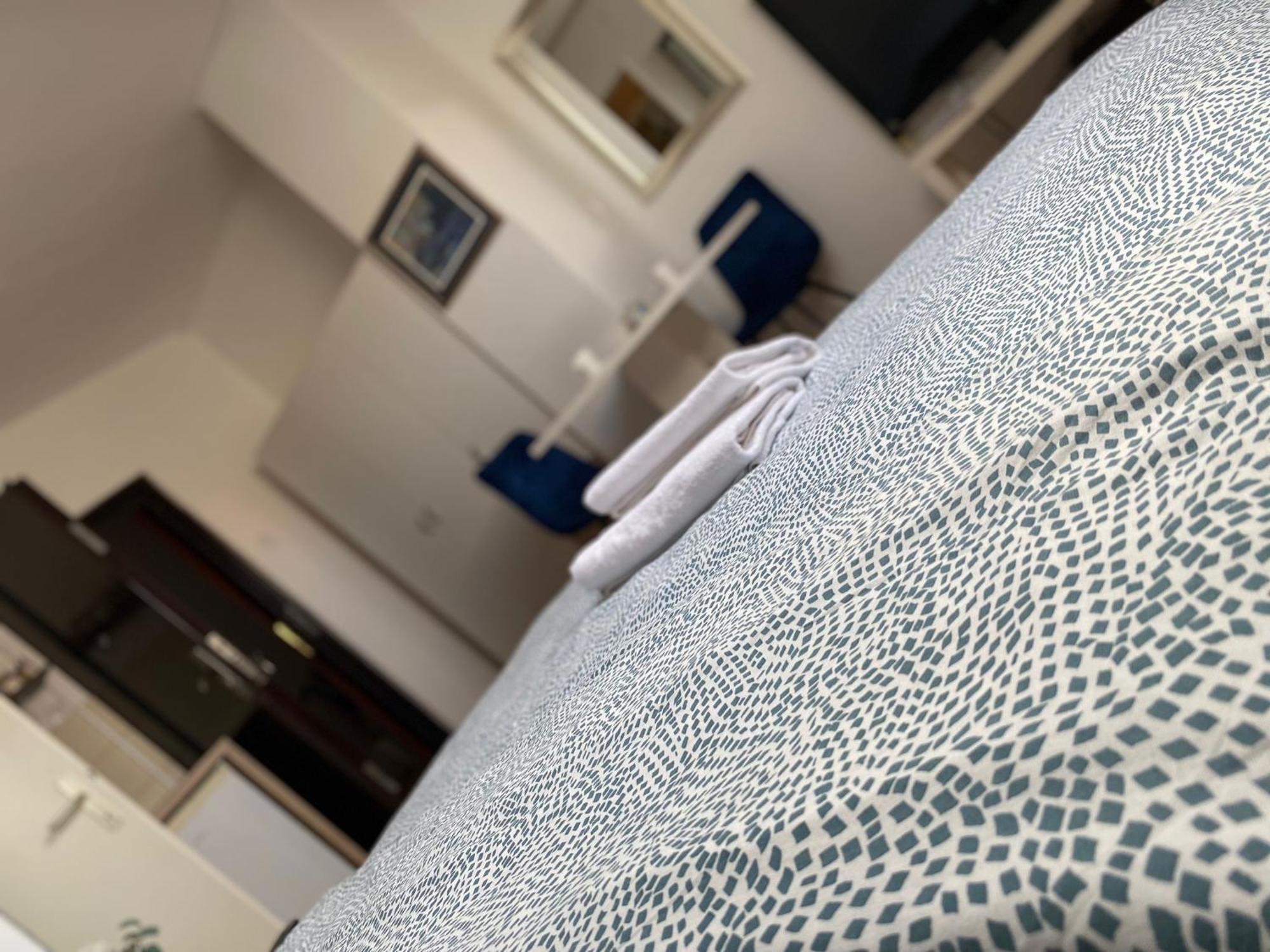 Mia Airport Studio Apartment - 0-24H Self Check In&Out - Parking On Site เวลิคาโกริตซา ภายนอก รูปภาพ